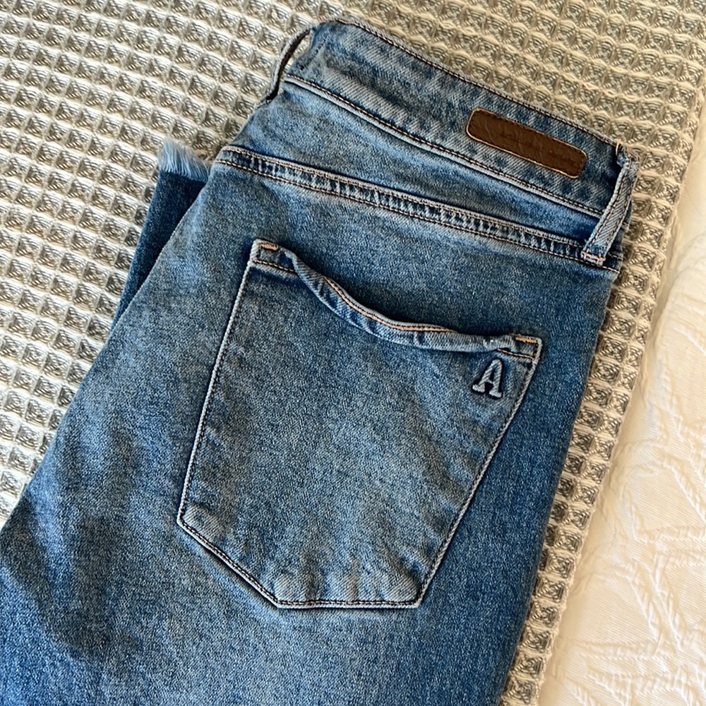 Articles of Society “boyfriend jean” (size 29)